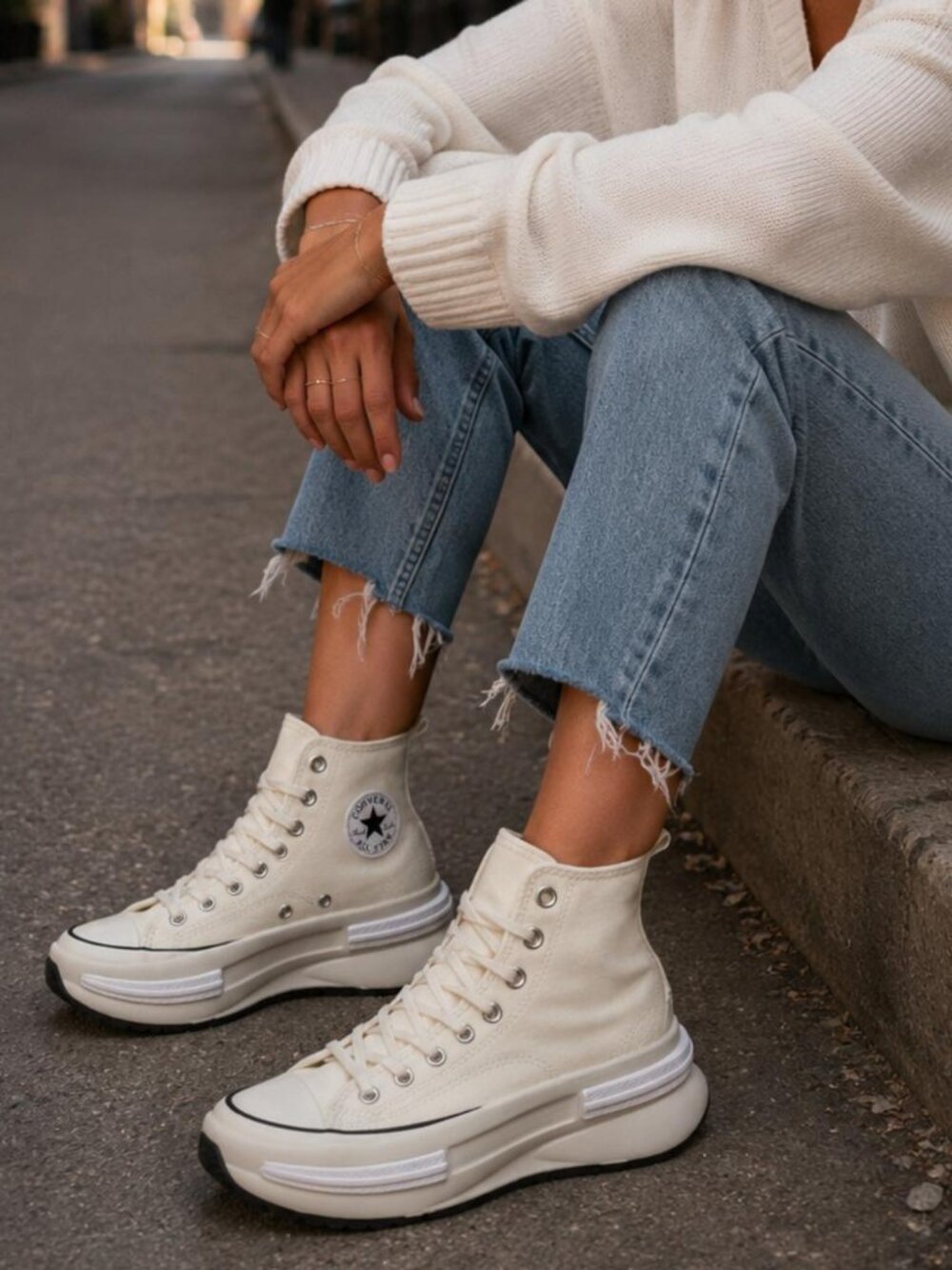 BRAND NEW IN BOX!  WOMENS 5.5 / YOUTH 3.5 CONVERSE RUN STAR LEGACY CX